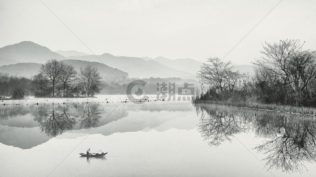 充满中国风的江南水乡雾气景色图片素材免费下载