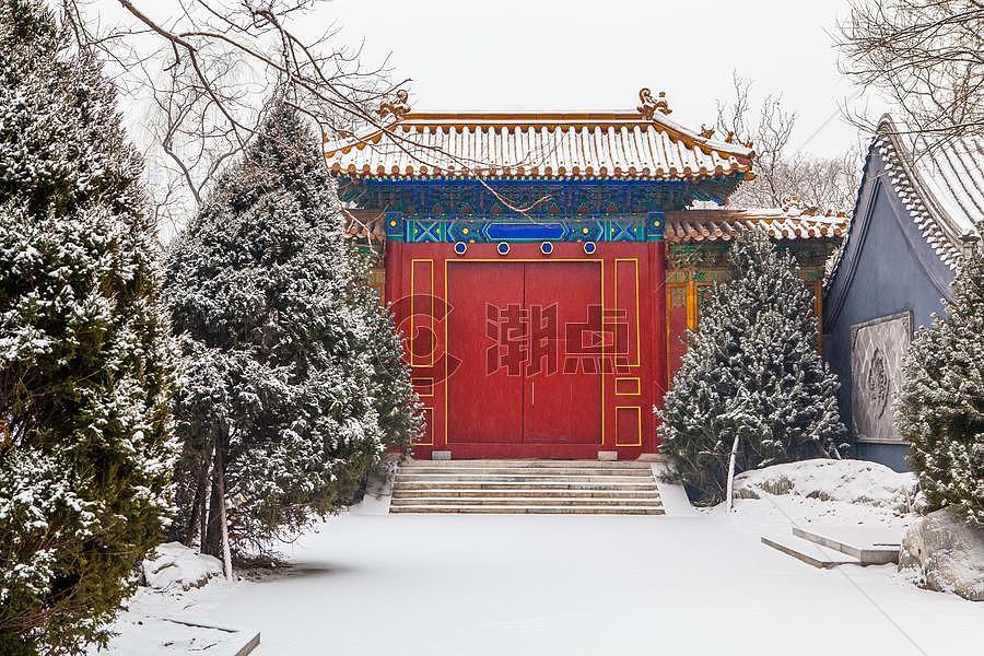 北京四合院雪景图片素材免费下载
