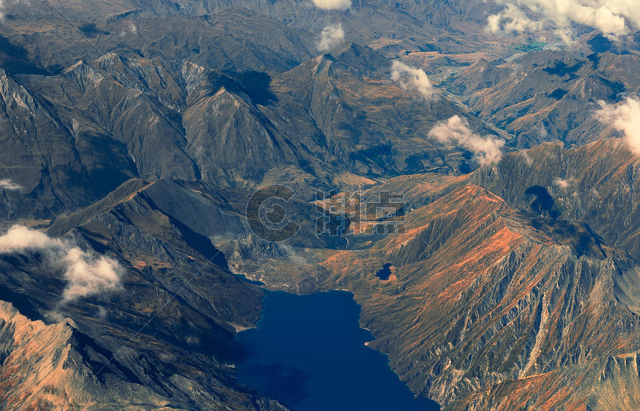 航拍新西兰山川湖泊地貌图片素材免费下载
