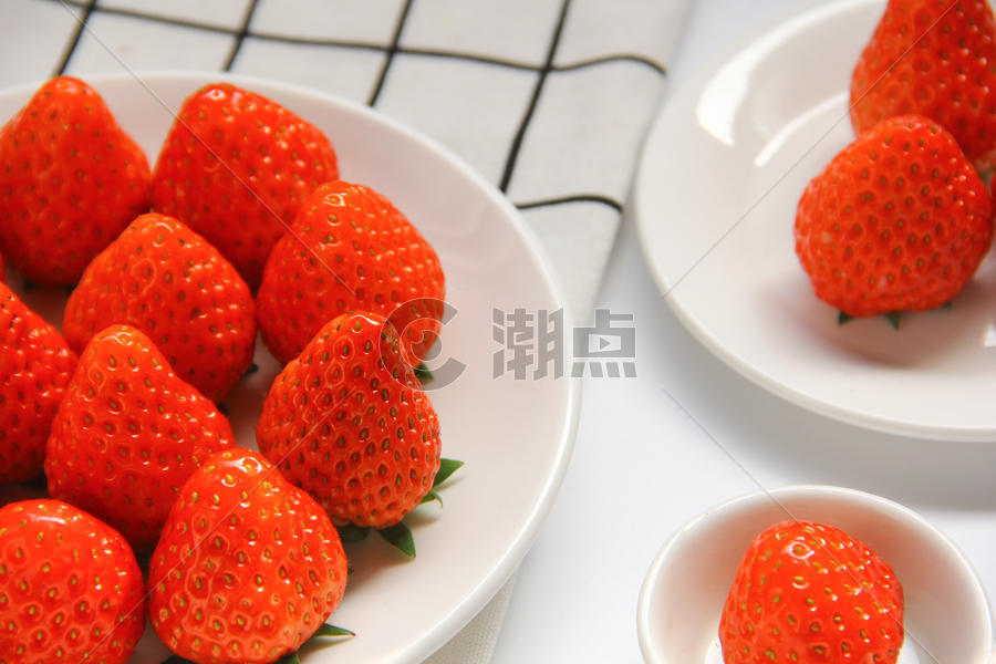 新鲜水果草莓图片素材免费下载