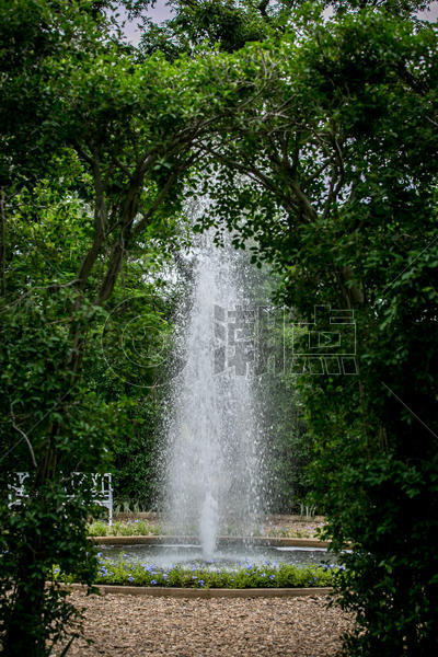 泰国酒店花园喷水池图片素材免费下载