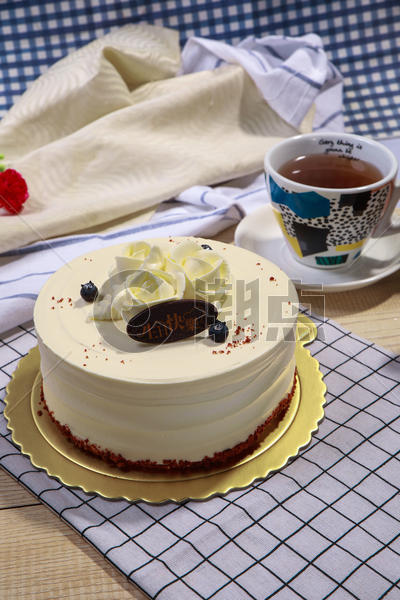 白色之恋蛋糕图片素材免费下载