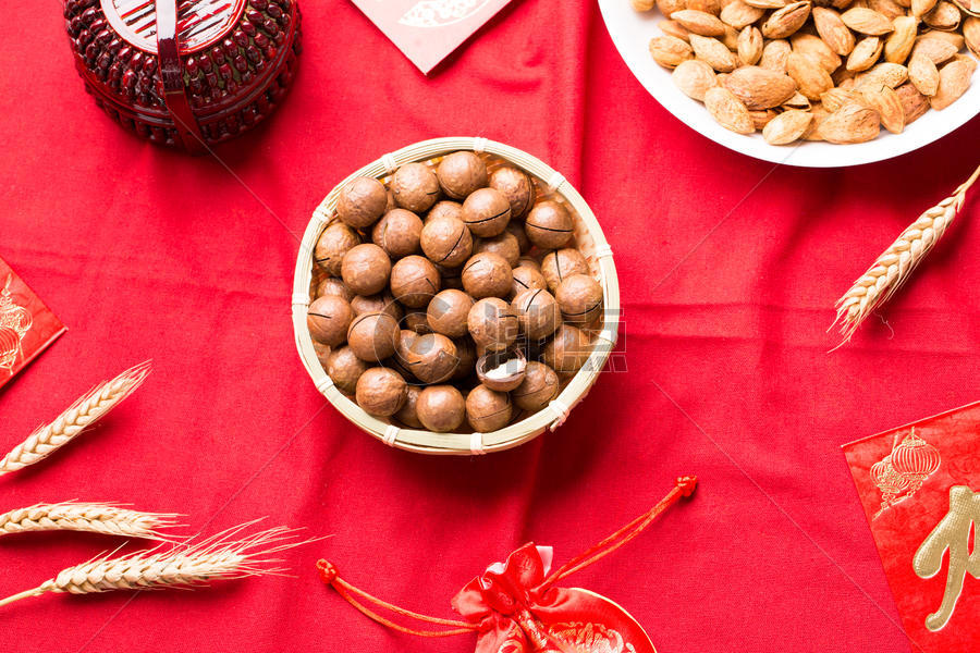 喜庆新年年货坚果干果食品图片素材免费下载