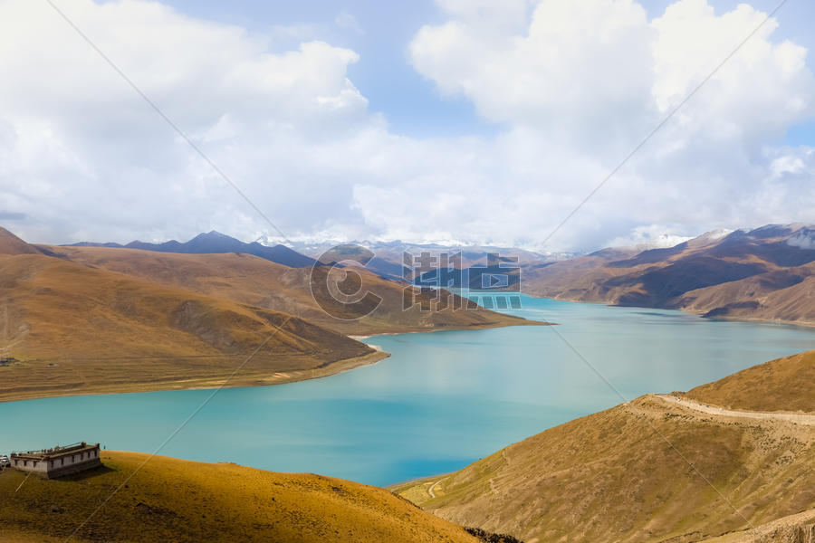 西藏羊湖背景图图片素材免费下载