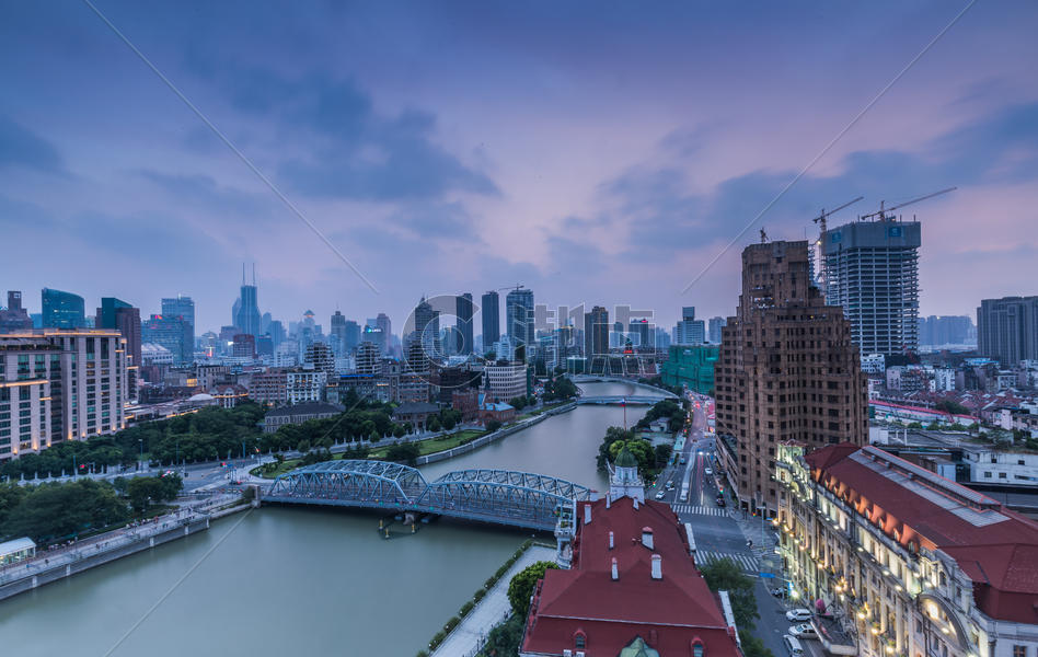 上海苏州河畔建筑夜景图片素材免费下载