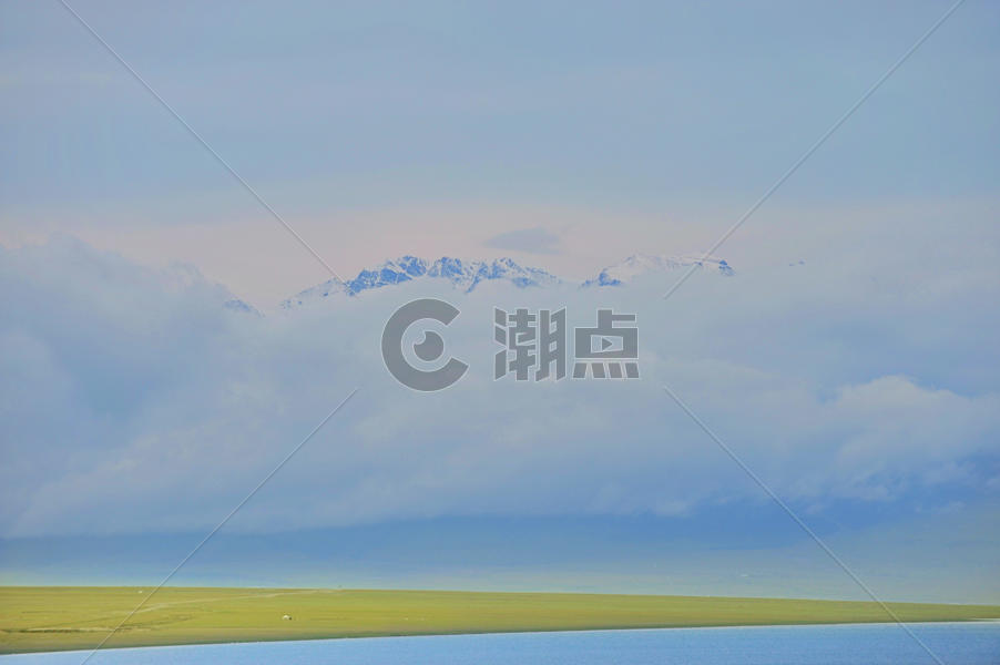 新疆赛里木湖草原图片素材免费下载
