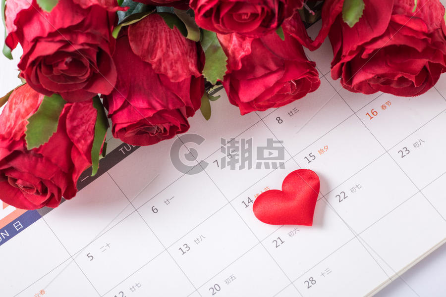 情人节玫瑰花爱心日期静物图片素材免费下载