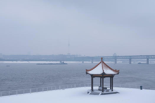 武汉冬天江滩雪景图片素材免费下载