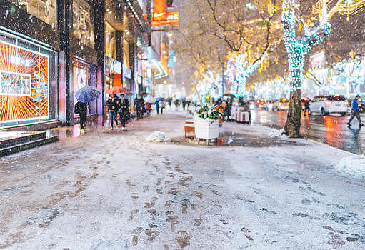 城市积雪脚印图片素材免费下载