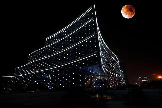 武汉红月全食夜景图片素材免费下载
