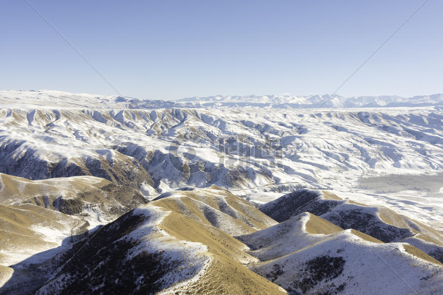 新疆特克斯雪山冬季风光图片素材免费下载