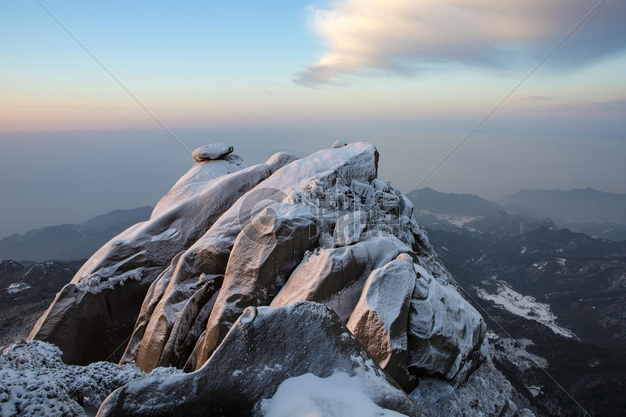 天柱山雪景图片素材免费下载