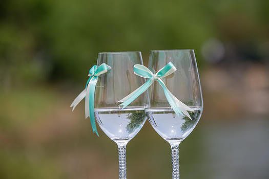 婚礼交杯酒杯图片素材免费下载