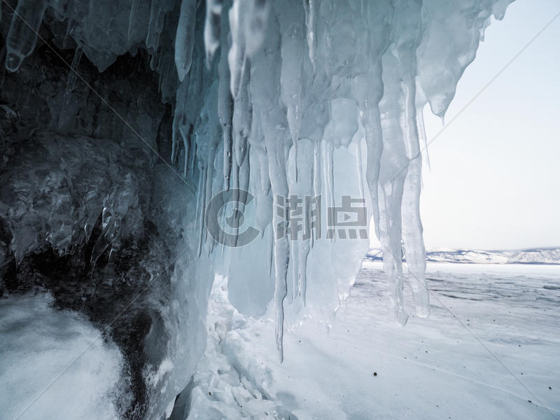 贝加尔湖冰柱图片素材免费下载