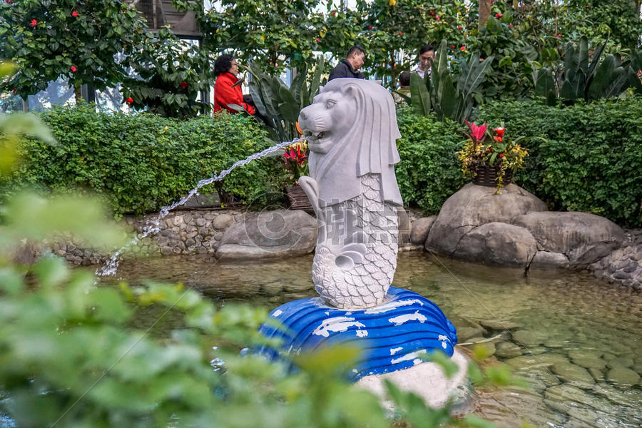北京乐园世界微缩景观鱼尾狮身像图片素材免费下载