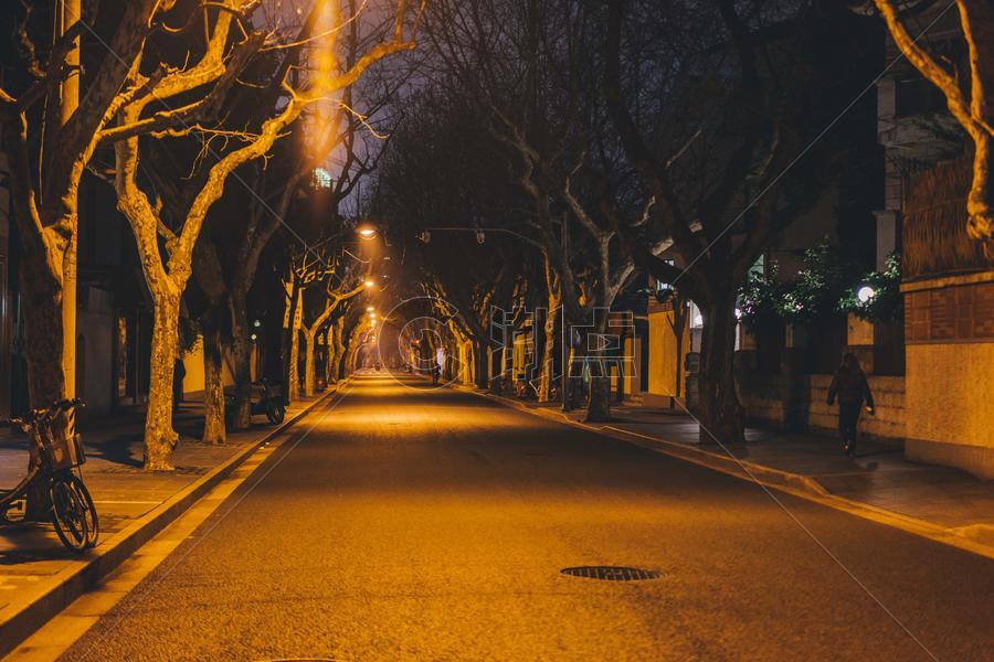 城市夜晚道路图片素材免费下载