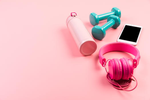 女性粉色健身静物背景图片素材免费下载