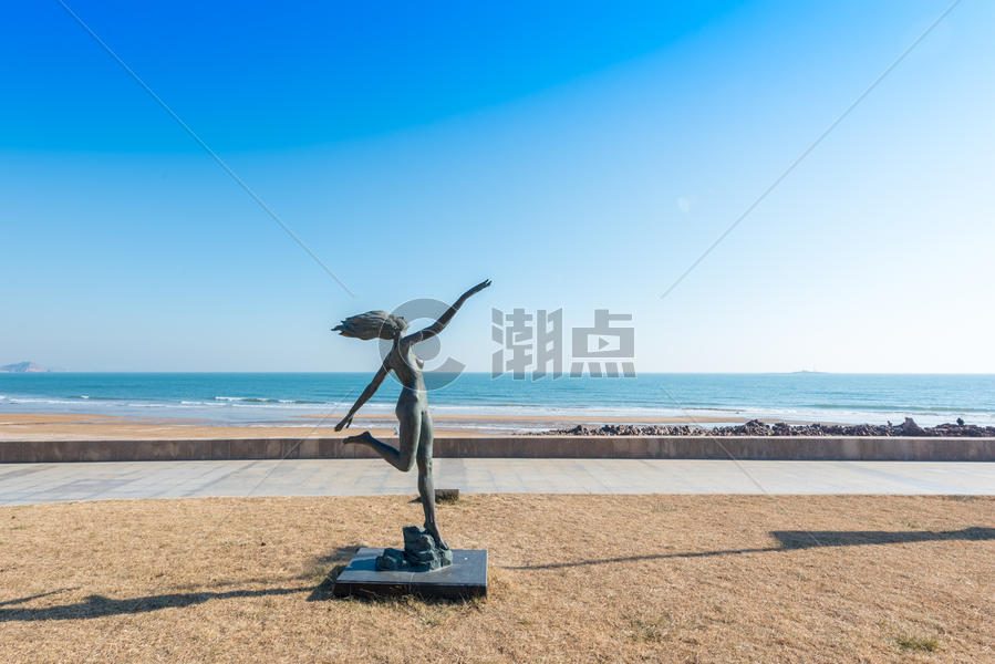 青岛海边雕塑公园图片素材免费下载