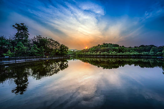 重庆秀湖公园的夕阳图片素材免费下载