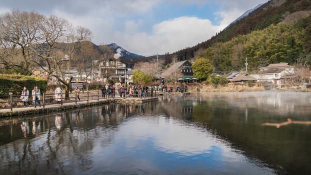 日本大分汤布院金鳞湖图片素材免费下载
