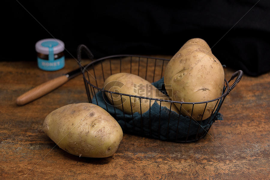 营养丰富的土豆马铃薯图片素材免费下载
