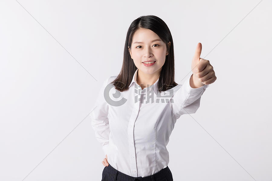 商务女性白领竖大拇指点赞图片素材免费下载