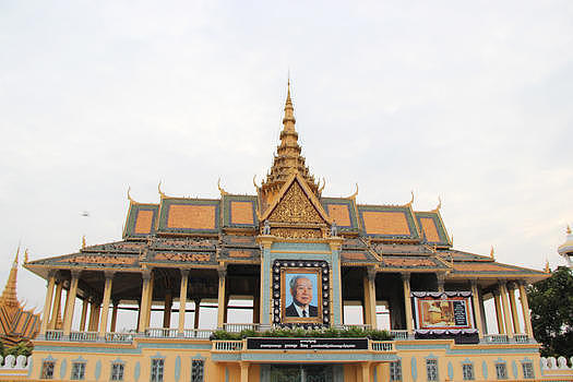柬埔寨金边皇宫图片素材免费下载