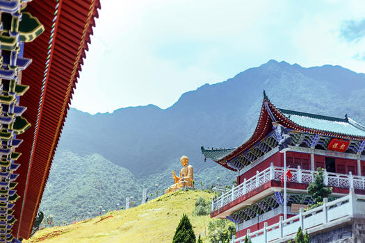 莲花山上的千年古刹寺庙图片素材免费下载