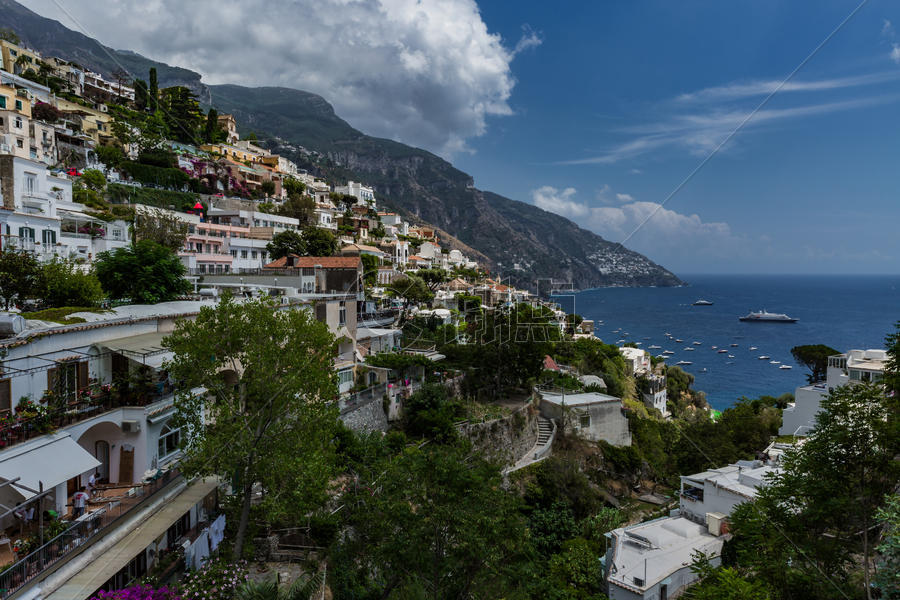 意大利著名旅游小镇阿马尔菲海岸线波西塔诺图片素材免费下载