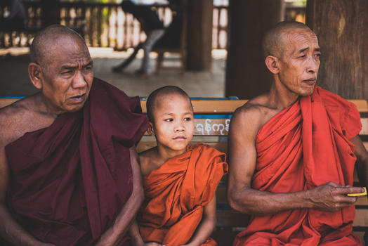 缅甸佛教僧侣图片素材免费下载