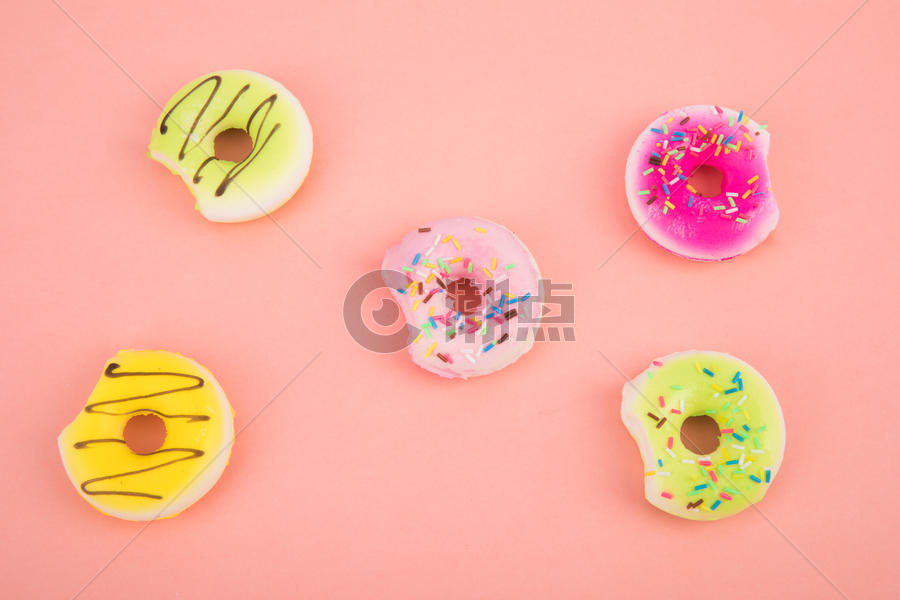 甜品甜甜圈图片素材免费下载