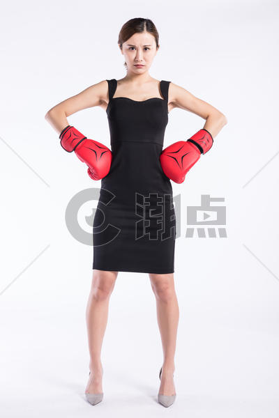 青年职业女性拳击图片素材免费下载