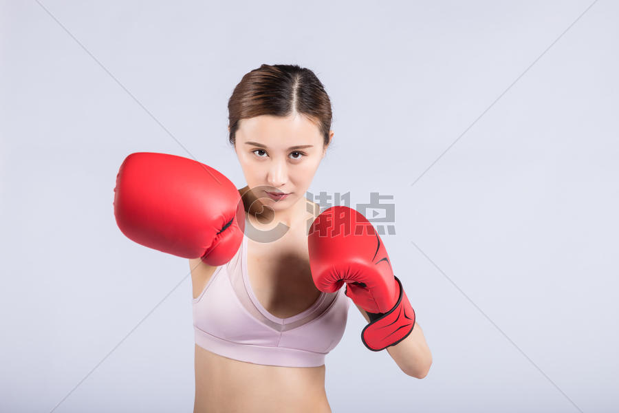 拳击运动年轻女人图片素材免费下载