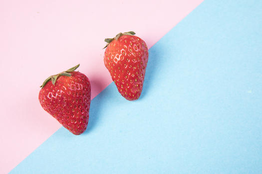 创意草莓静物图片素材免费下载