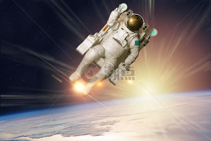 太空中宇航员图片素材免费下载