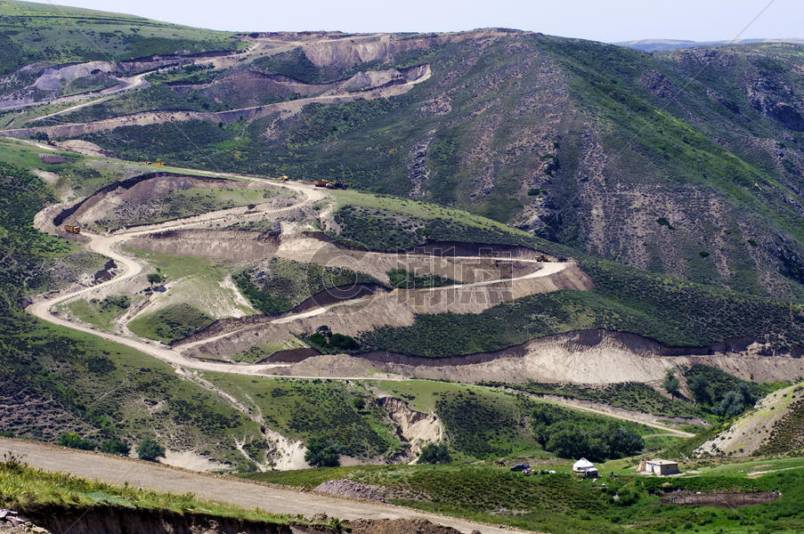 新疆裕民巴尔鲁克山美景图片素材免费下载