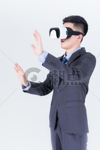 男性商务VR眼镜图片素材免费下载
