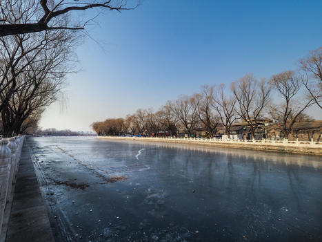 北京北海湖面结冰图片素材免费下载
