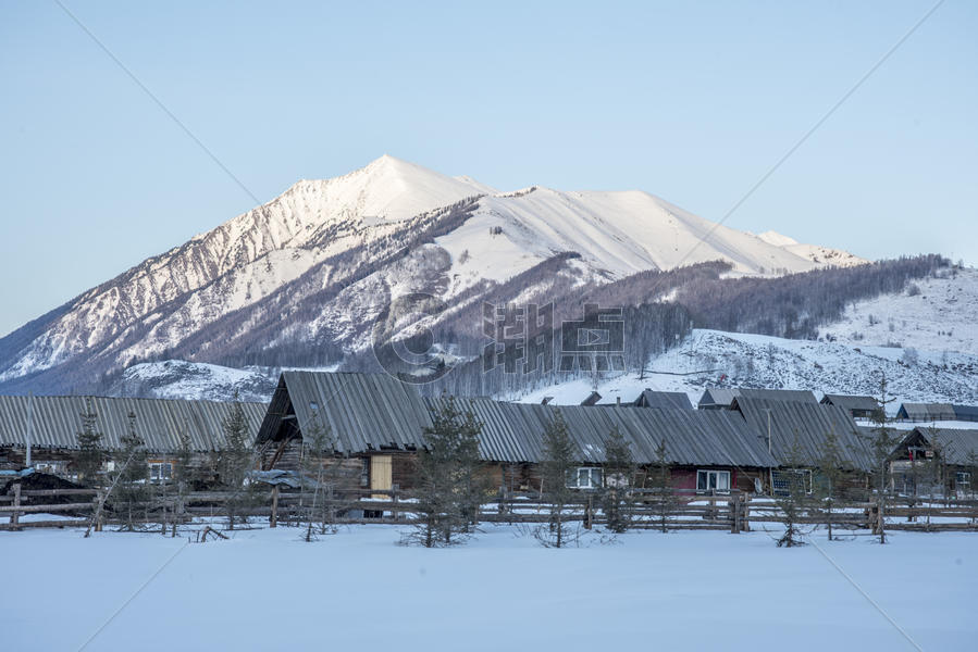 新疆禾木村冬季雪景美景图片素材免费下载