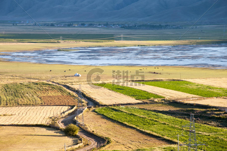 新疆湿地农田图片素材免费下载