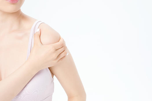 运动健身女性肩膀疼图片素材免费下载