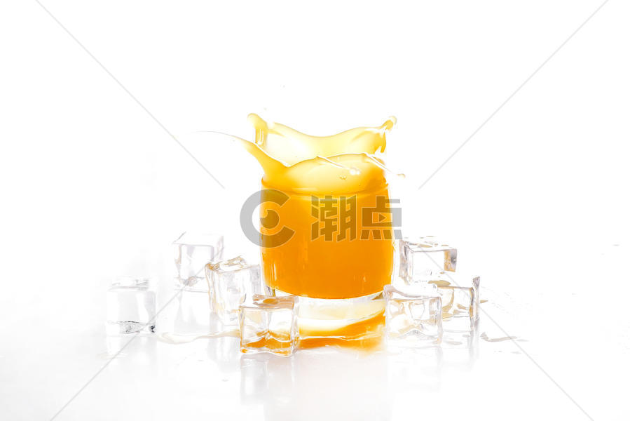 加冰块的芒果汁橙汁图片素材免费下载