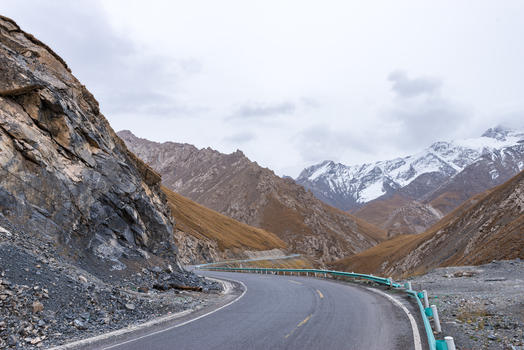 新疆独库公路图片素材免费下载