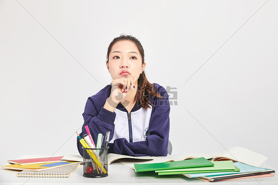 女高中生烦恼困扰表情摄影图6313*4209图片素材免费下载-编号802247-潮点视频