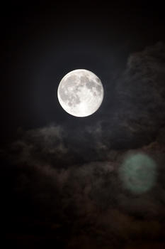 月球长焦照片图片素材免费下载