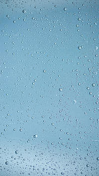 干净透明的水滴背景图片素材免费下载