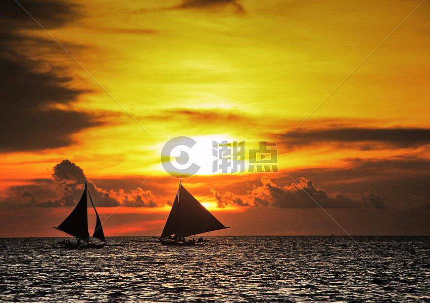 菲律宾长滩岛日落帆船图片素材免费下载