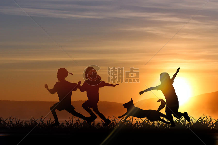 一群孩子在野外游玩图片素材免费下载