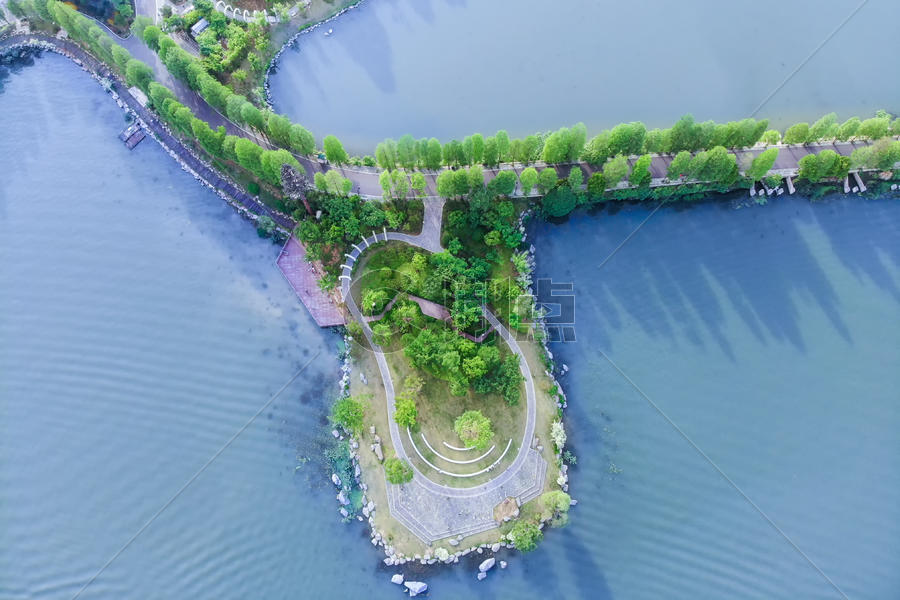 俯瞰武汉东湖湖心岛图片素材免费下载