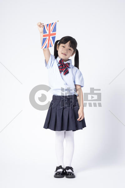 拿着国旗的小女孩图片素材免费下载